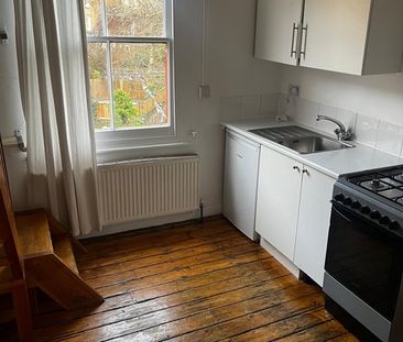 Studio Flat, Victoria Terrace, N4 - Photo 5
