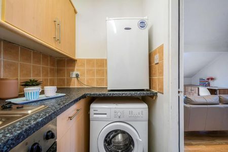 1 bedroom flat to rent - Photo 5