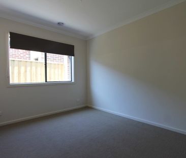 15 Cotswold Way, Mernda, Vic 3754 - Photo 1