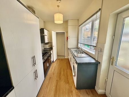 £139 pppw Watkin St, City Centre, NG3 1DL, Property for rent - Photo 3