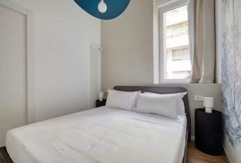 Via Francesco Daverio, Milan, Lombardy 20122