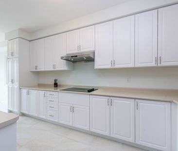 For Lease - 4015 Eternity Way, Oakville, Ontario - Photo 4