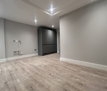 Jarrom Street - Photo 1