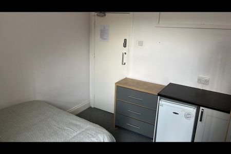 Room in a Shared House, Frances Road, B23 - Photo 4