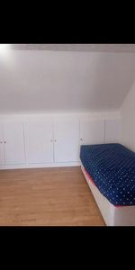 Room in a Shared House, Gantshill, IG2 - Photo 3