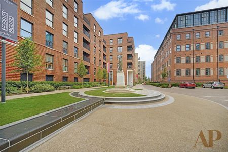 Memorial Avenue, Slough - Photo 2