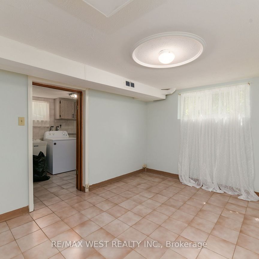 For Lease - 83 East Drive, Toronto, Ontario - Photo 1