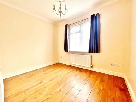 3 bedroom bungalow to rent - Photo 4