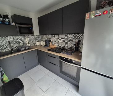 Location Appartement 2 pièces 47m² LOOS 59120 - Photo 3