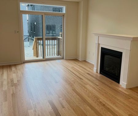 For Lease - 1131 Plymouth Drive Unit# Upper, Oshawa, Ontario - Photo 3