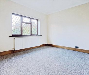 2 bedroom bungalow to rent - Photo 1