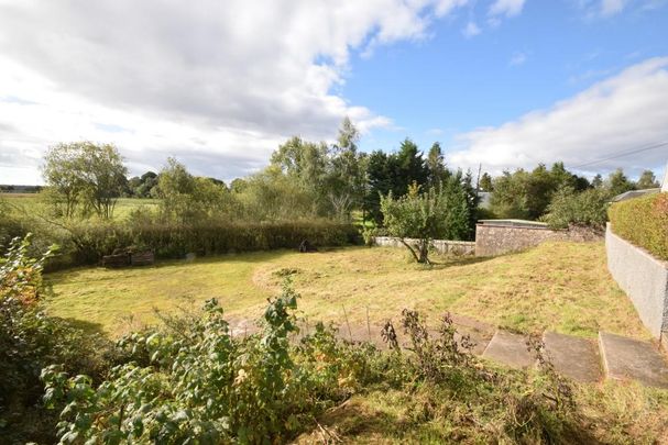 4 bedroom detached house to rent - Photo 1
