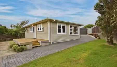 Family Home For You in Maungaraki - Photo 5