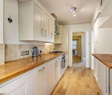 Basement Flat, Daniel Street, Bath, BA2 - Photo 4