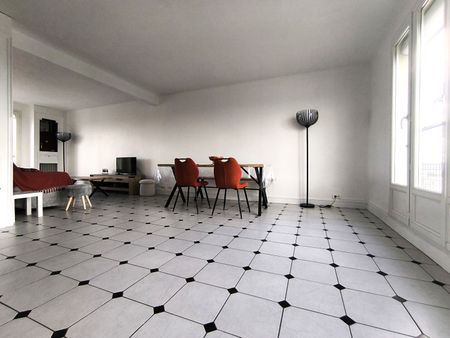 Location Appartement 4 pièces 65m² - Photo 5