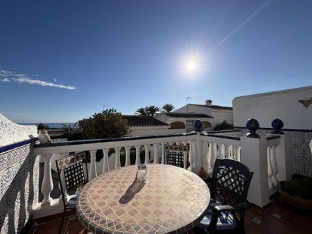 Terraced House | Nerja | €2.200/Month - Photo 3