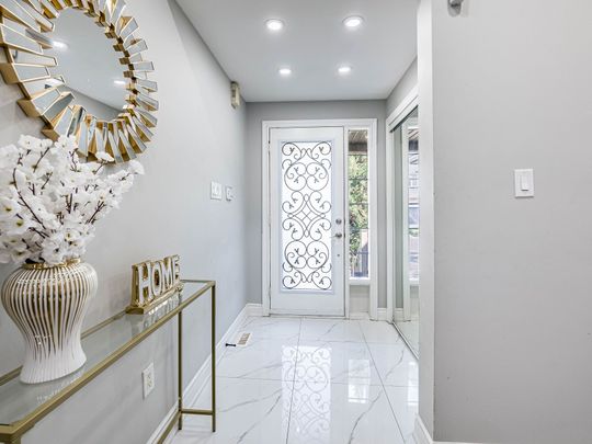 For Lease - 20 Monabelle Crescent, Brampton, Ontario - Photo 1