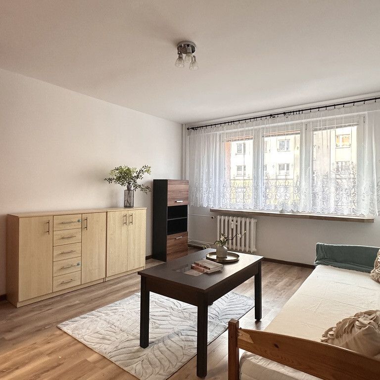 Przytulna kawalerka gotowa do zamieszkania - Photo 1