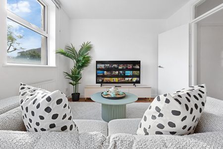 Room in a Shared Flat, Camilla Road, SE16 - Photo 2