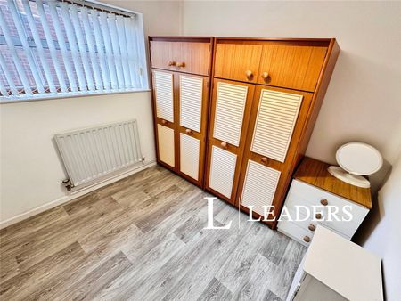 3 bedroom bungalow to rent Carroll Drive, ST3 - Photo 2