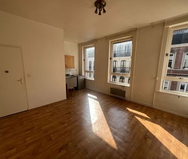 Location Appartement 1 pièce 22m² LILLE 59800 - Photo 1