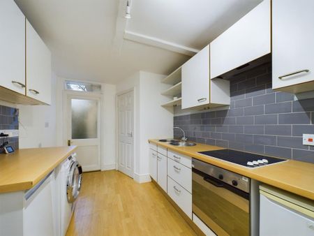 1 bedroom flat to rent - Photo 3
