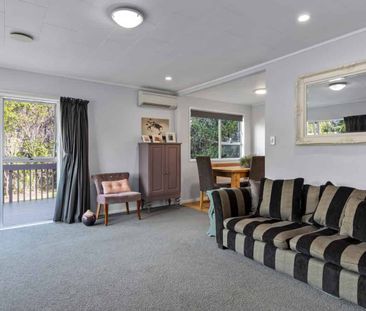 4 bedroom plus external rumpus in beautiful Bayview. - Photo 5