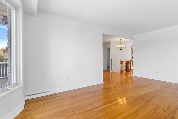 Appartement à louer - Laval (Chomedey) (Autres) - Photo 1