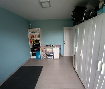 Rustig gelegen appartement met 2 slaapkamers en parking nabij het c... - Photo 6