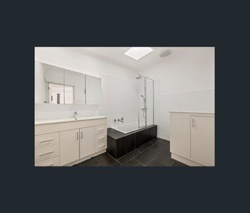 64 Centenary Street, Seaford, Vic 3198 - Photo 3