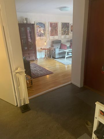 Åsgårdsvägen, Valbo - Photo 2