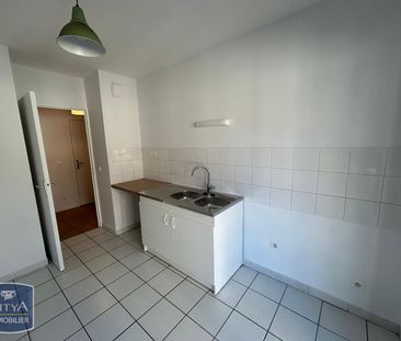 Location Appartement 3 pièces 65m² VILLEURBANNE 69100 - Photo 2