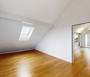 Einziehen & Wohlfühlen Stilvolle Dachwohnung mit Flair - Foto 2
