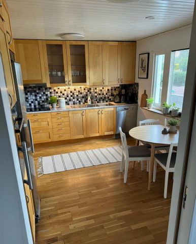 Mölnesjögatan, Angered - Foto 4