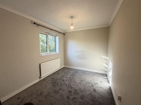 3 Bedroom House - End Terrace To Let - Photo 5
