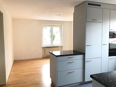 Geniessen Sie die Aussicht in die Berge - Photo 2