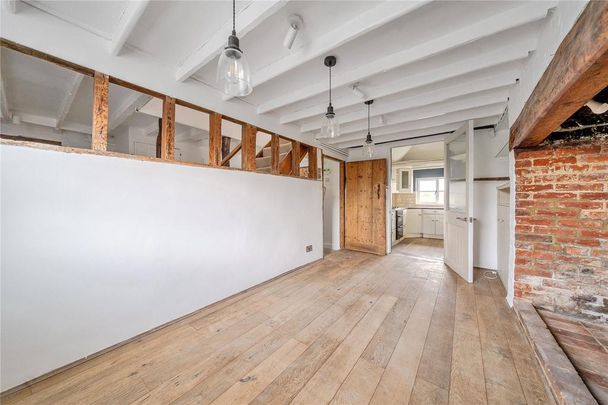 4 bedroom detached house to rent - Photo 1