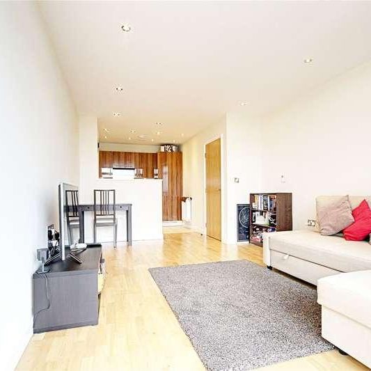 Powell House, Dunstan Mews, Enfield, EN1 - Photo 1