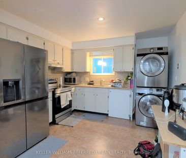 6532 Kuhn Crescent #Main - Photo 2