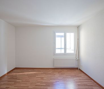 Schöne Wohnung mit grossem Balkon! - Photo 6