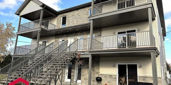 Appartement Saint-Clet � Louer - Photo 3