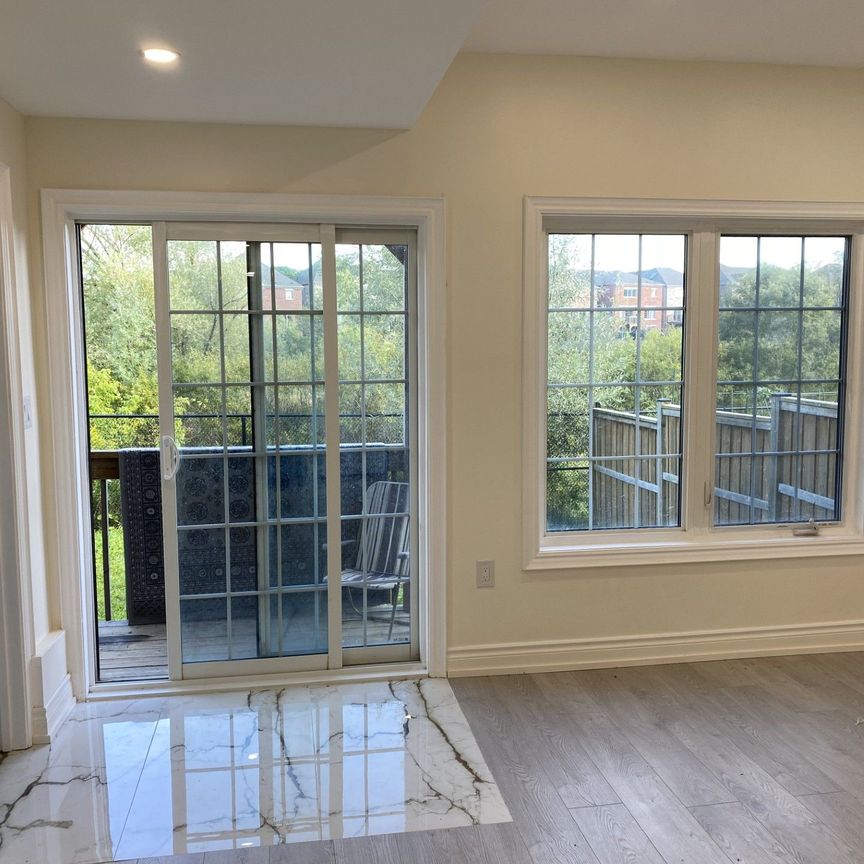 For Lease - 50 Sharonview Crescent Unit# unit #2, East Gwillimbury, Ontario - Photo 1