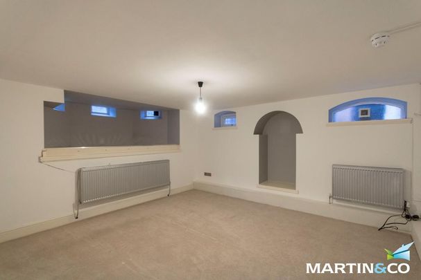 3 bedroom flat to rent - Photo 1