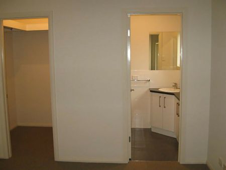 7 Cowra Avenue, Gilles Plains SA, Belconnen - Photo 5