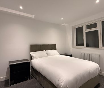 3 Bed Semi-Detached House, Wymering Road, W9 - Photo 6