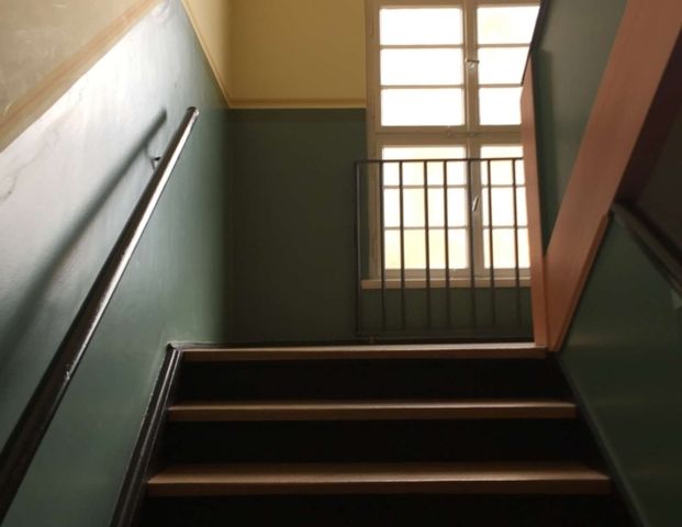 Energieeffiziente 2-RWG im 2.OG mit Laminat, Tageslichtbad mit Dusche und Wanne und Balkon! *WE 13* - Foto 1