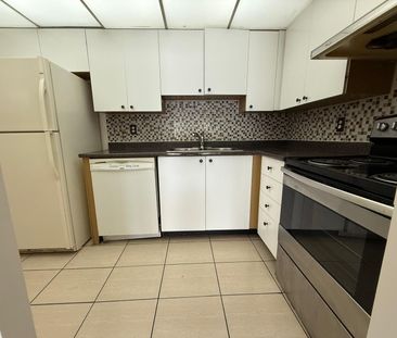 For Lease - 145 Hillcrest Avenue Unit# 2113, Mississauga, Ontario - Photo 1