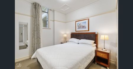 City Living At Its Best - Photo 4