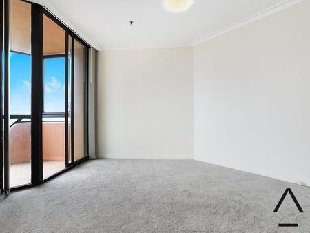 Executive 1 Bedroom Apartment with Spectacular Views - Photo 2