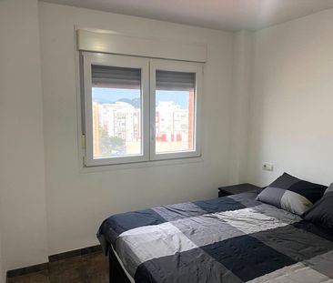 Piso de alquiler en Los Castillejos - La Trinidad - Photo 2